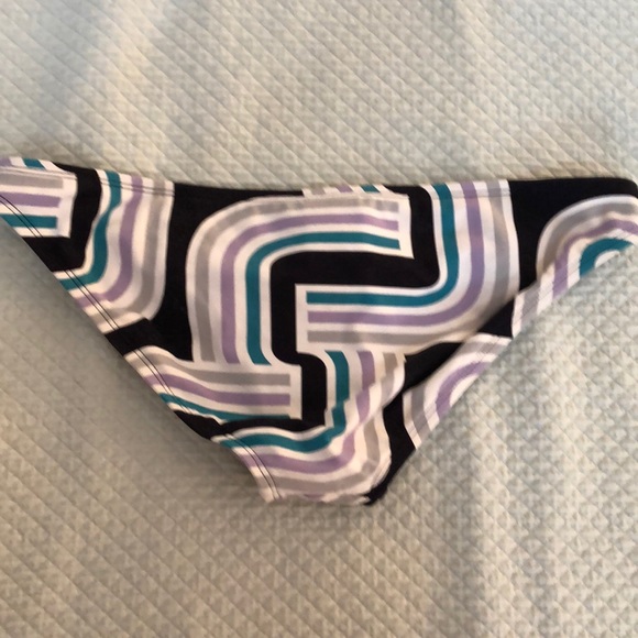 Penguin bikini bottoms - Picture 4 of 4